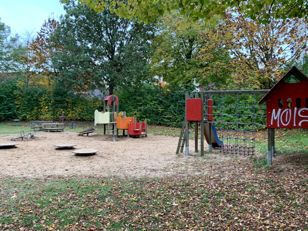 Spielplatz Schwarzenbek - Mühlenbogen - Übersicht